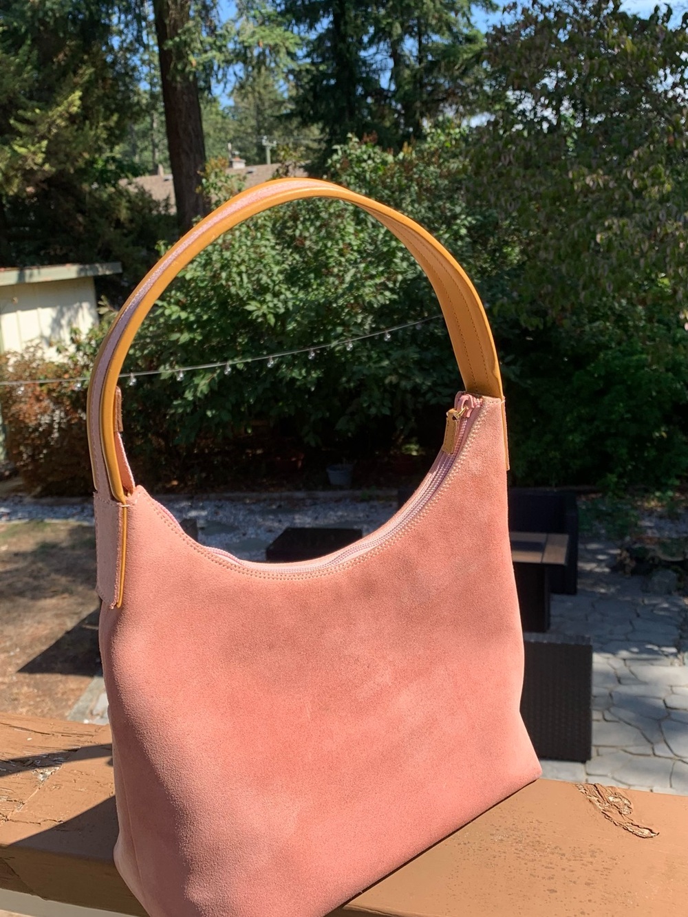 Gucci Suede Hobo Shoulder Bag in Dusty Pink - Picture 3 of 10